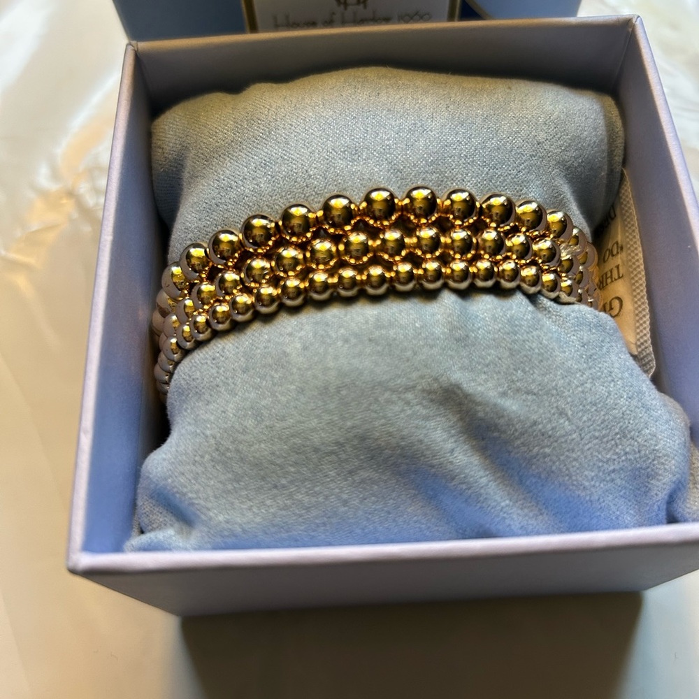 Elegant Gold Beaded Bracelet